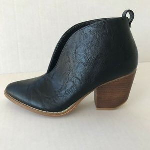 Catherine Malandrino Blake Leather Ankle Booties